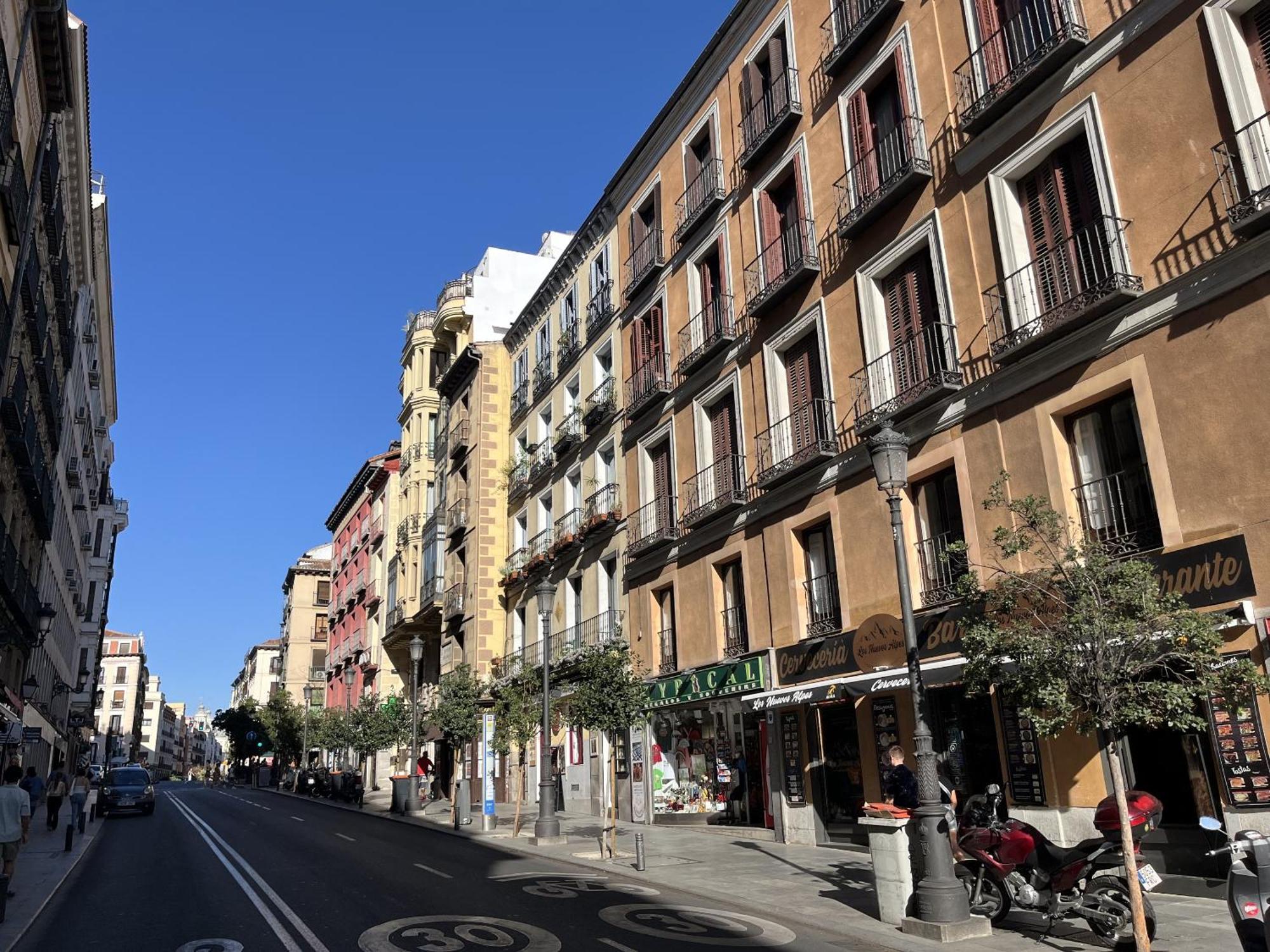 Dplace To Be - Exclusive Apartments In Historic Center Madrid Exterior foto