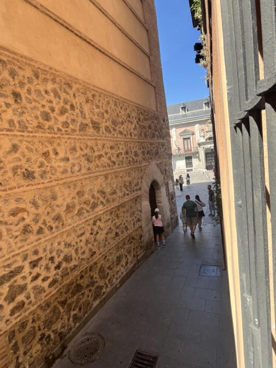 Dplace To Be - Exclusive Apartments In Historic Center Madrid Zimmer foto