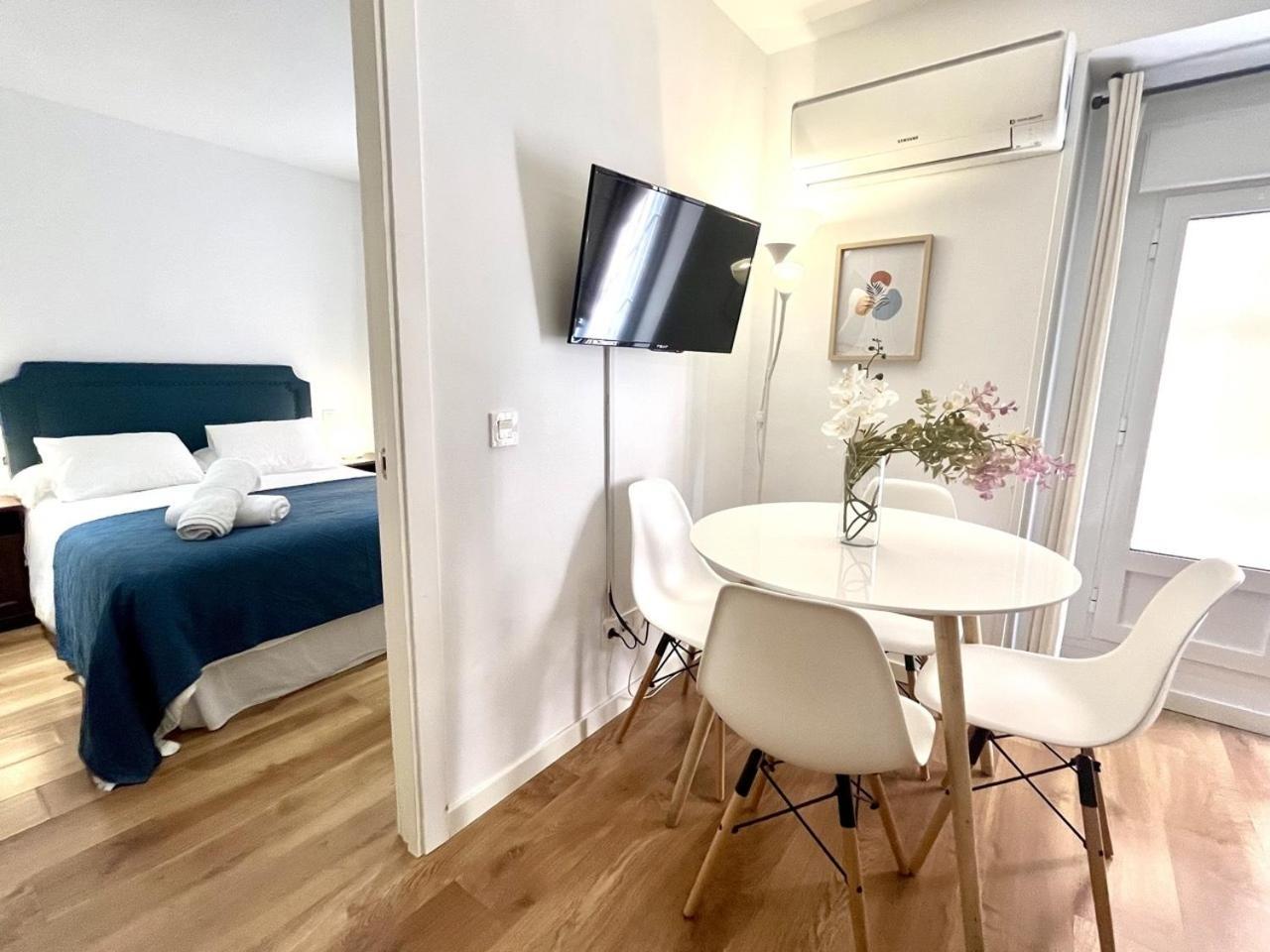 Dplace To Be - Exclusive Apartments In Historic Center Madrid Zimmer foto