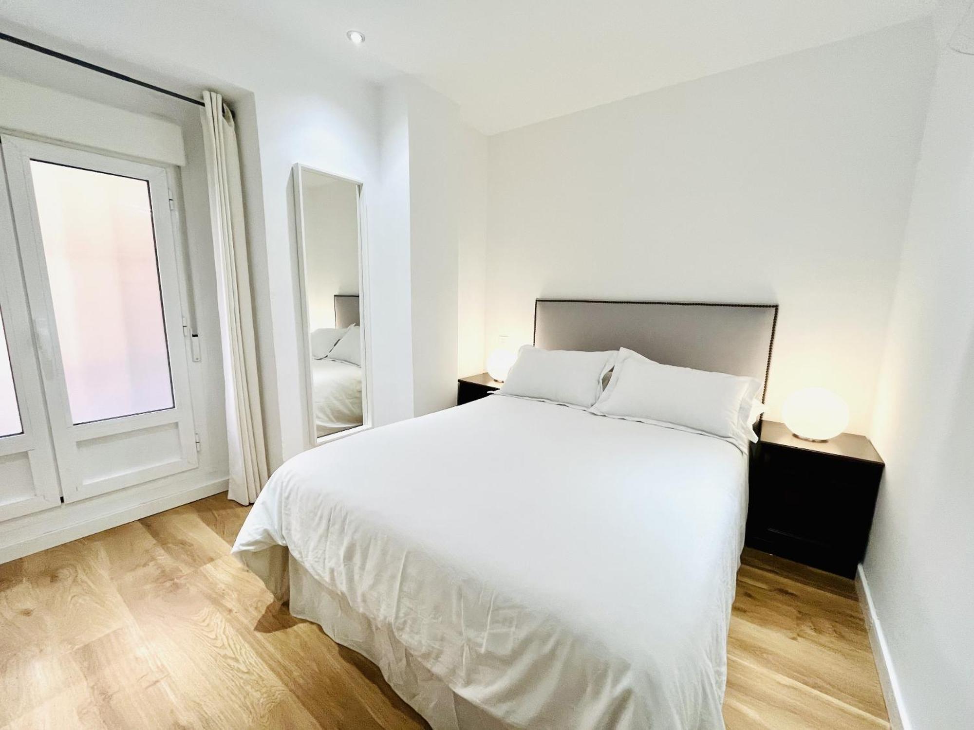 Dplace To Be - Exclusive Apartments In Historic Center Madrid Zimmer foto