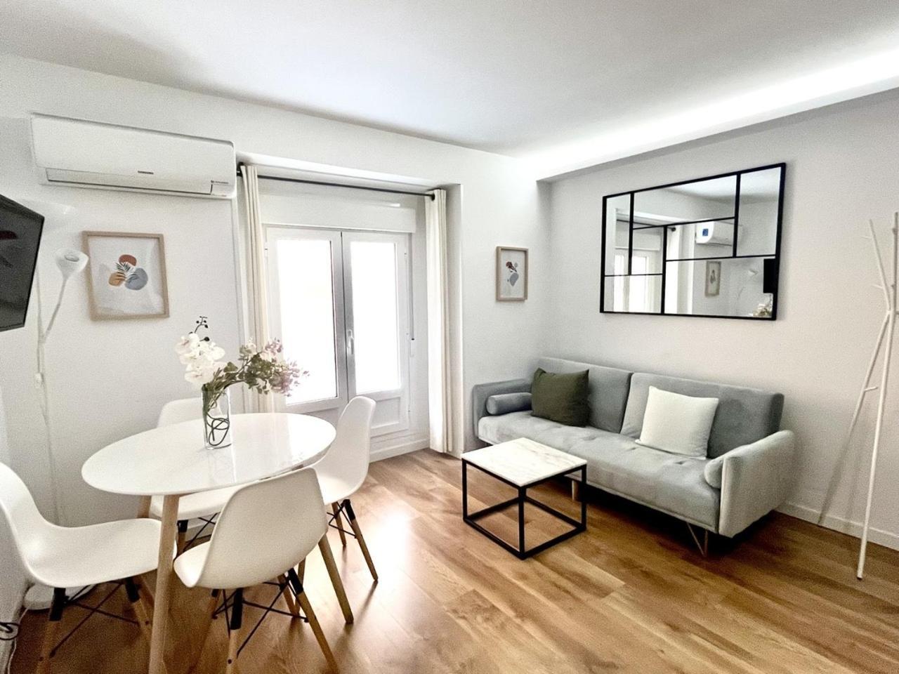 Dplace To Be - Exclusive Apartments In Historic Center Madrid Zimmer foto