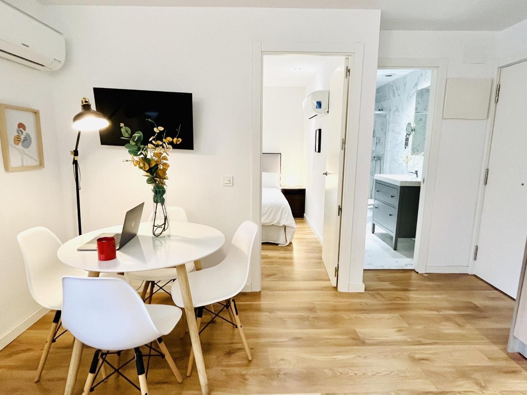 Dplace To Be - Exclusive Apartments In Historic Center Madrid Zimmer foto