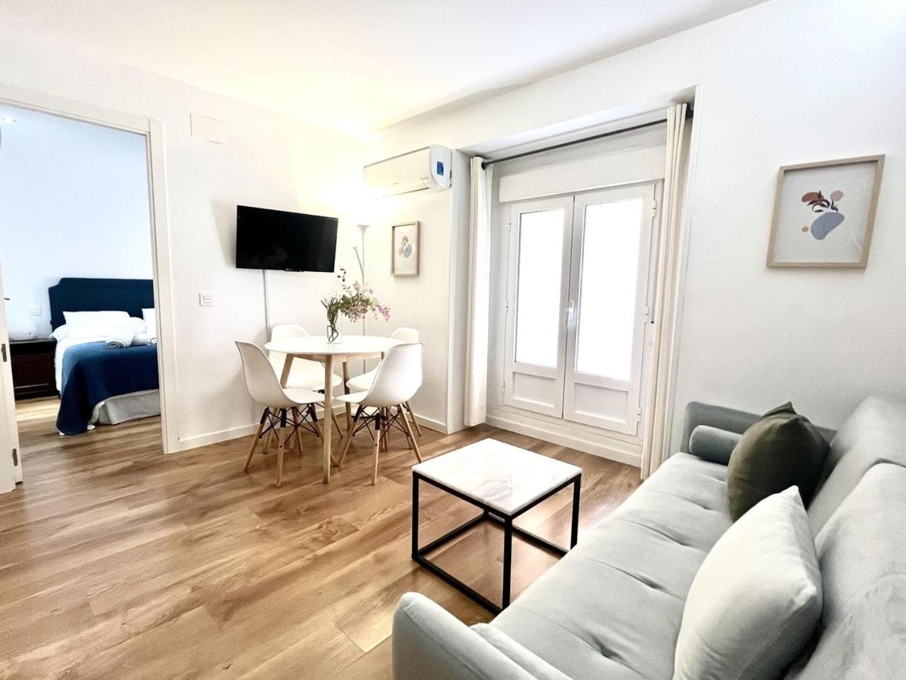 Dplace To Be - Exclusive Apartments In Historic Center Madrid Zimmer foto